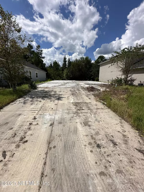 Orange Park, FL 32073,785 SYCAMORE WAY