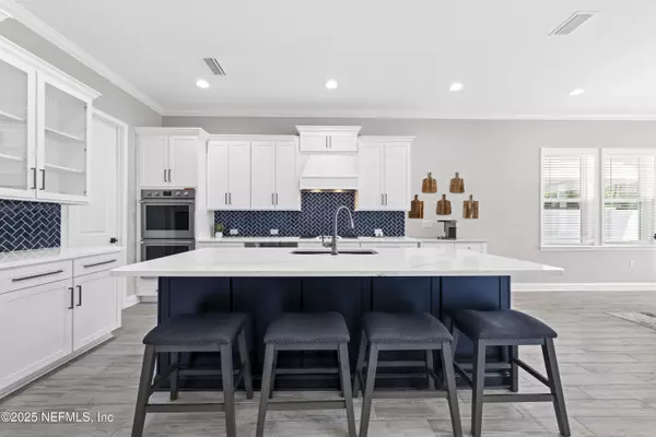 Yulee, FL 32097,324 SAWGRASS DR