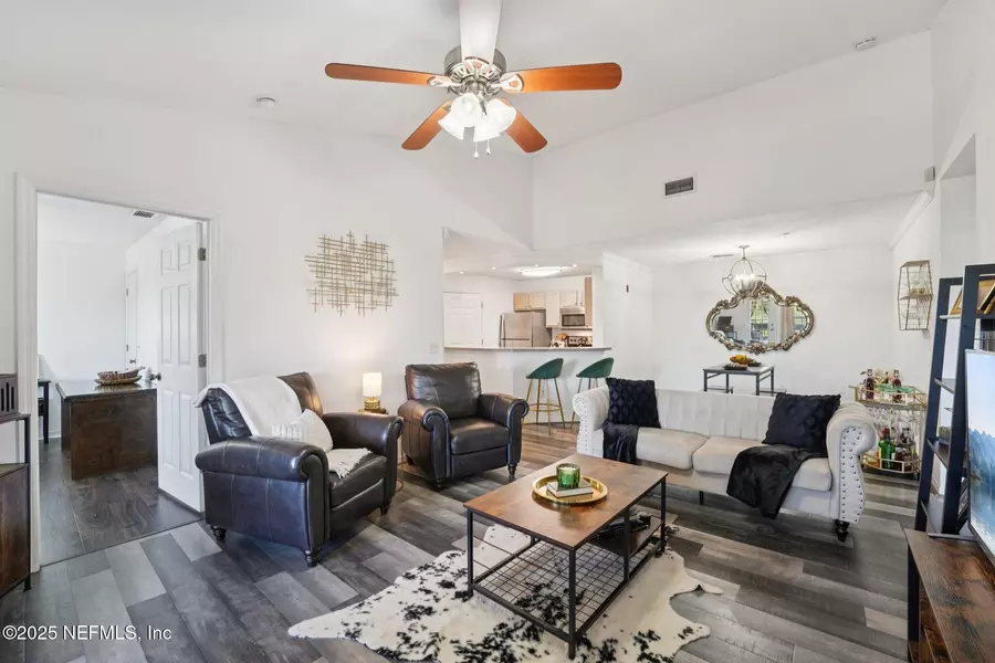 7800 POINT MEADOWS DR #1434, Jacksonville, FL 32256