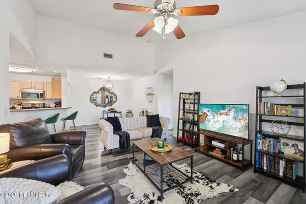 Jacksonville, FL 32256,7800 POINT MEADOWS DR #1434