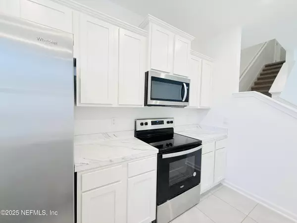 Jacksonville, FL 32256,8334 ZENITH CIR