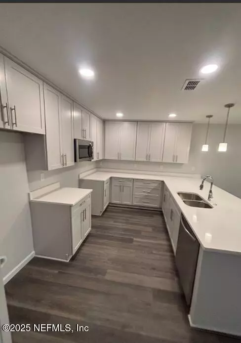 Jacksonville, FL 32221,1253 JEWELSTONE LN