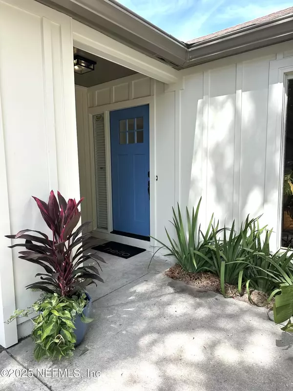 Neptune Beach, FL 32266,1002 KINGS RD