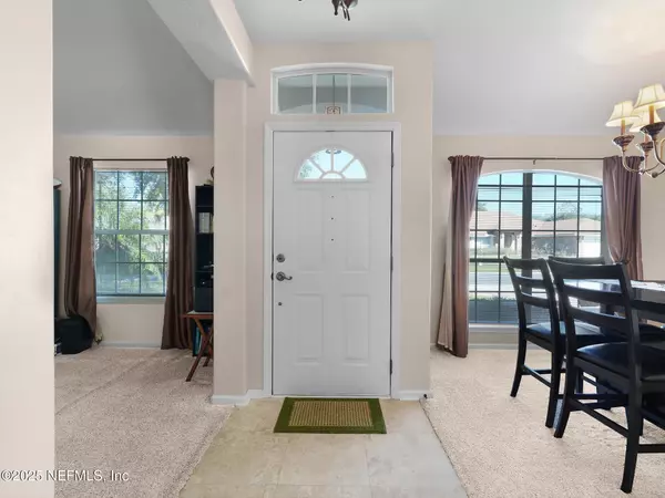 Jacksonville, FL 32221,9736 CEDAR RIDGE DR W