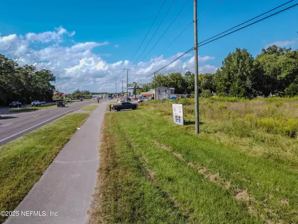 Green Cove Springs, FL 32043,3305 US HIGHWAY 17