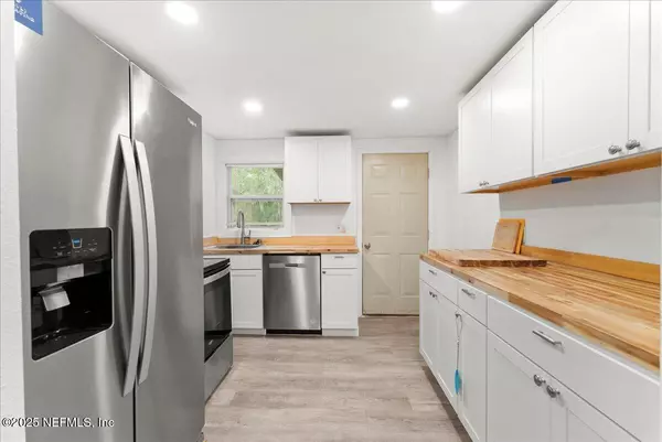 Jacksonville, FL 32221,9034 CRYSTAL SPRINGS RD