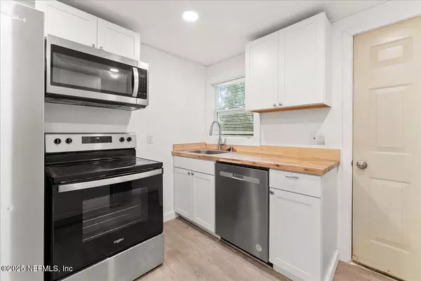 Jacksonville, FL 32221,9034 CRYSTAL SPRINGS RD