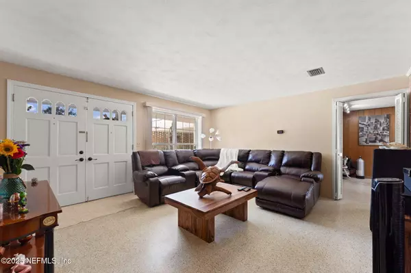 Jacksonville, FL 32277,4047 SCHIRRA DR