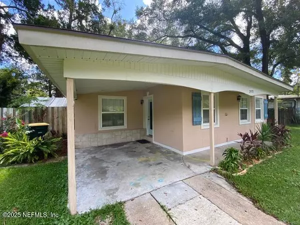 Jacksonville, FL 32216,2933 FARMER TER