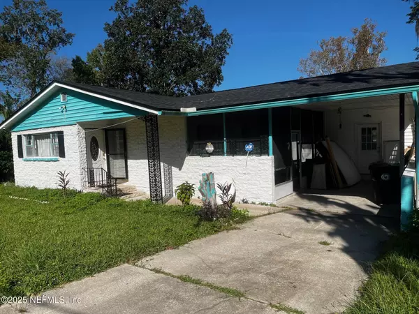 211 SATURN LN N, Orange Park, FL 32073