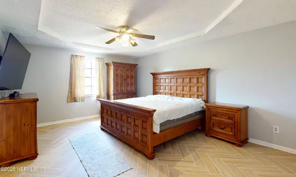 Jacksonville, FL 32221,9733 PEABODY DR N