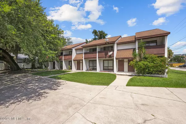 1331 CEDAR ST, Jacksonville, FL 32207