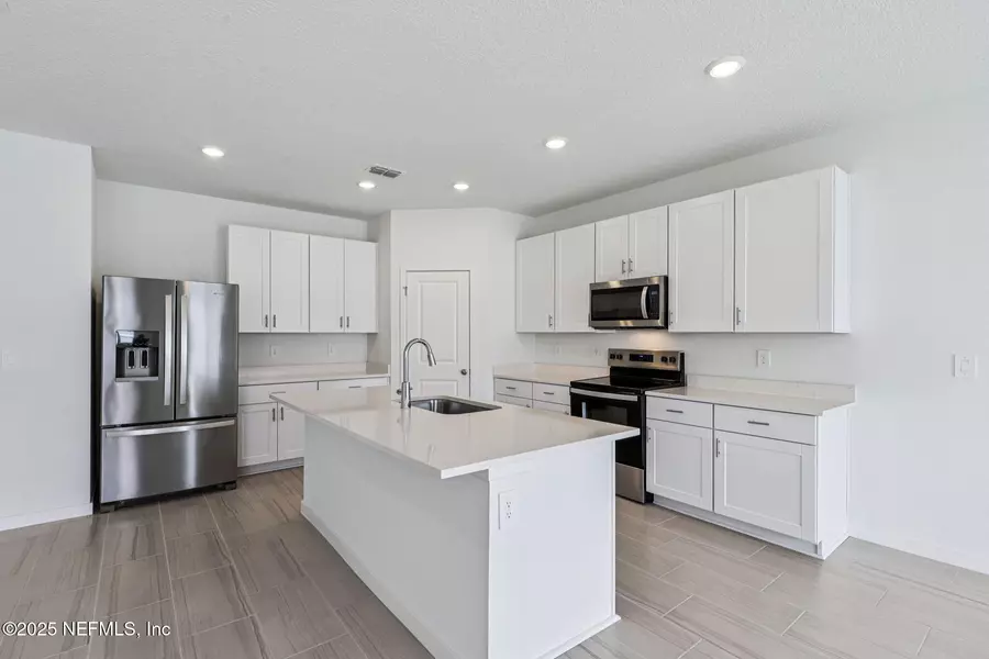 49 WANDERING CREEK WAY, Palm Coast, FL 32164