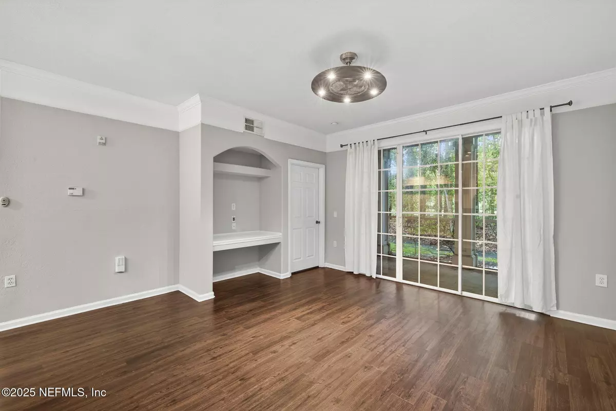 Jacksonville, FL 32216,8550 TOUCHTON RD #1514