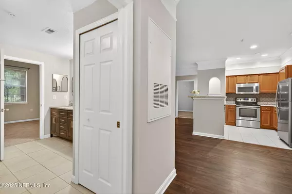 Jacksonville, FL 32216,8550 TOUCHTON RD #1514
