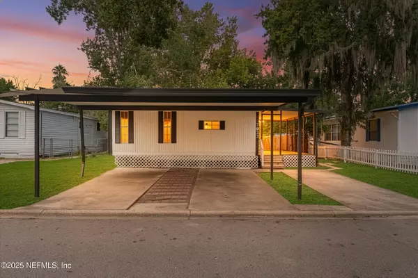 7623 SUNWOOD DR, Jacksonville, FL 32256