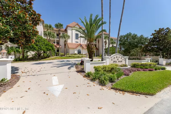 St. Augustine, FL 32080,33 COMARES AVE #UNIT 305 / BOATSLIPS 8 & 16