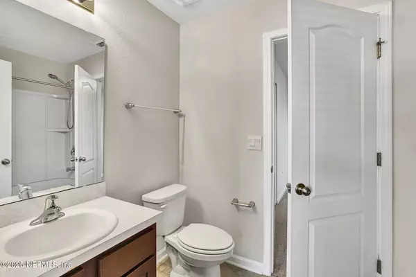 Jacksonville, FL 32256,7625 LEGACY TRL