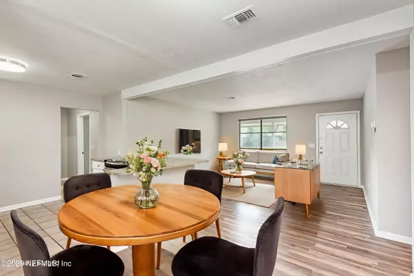 Jacksonville, FL 32210,7567 WENDELL DR