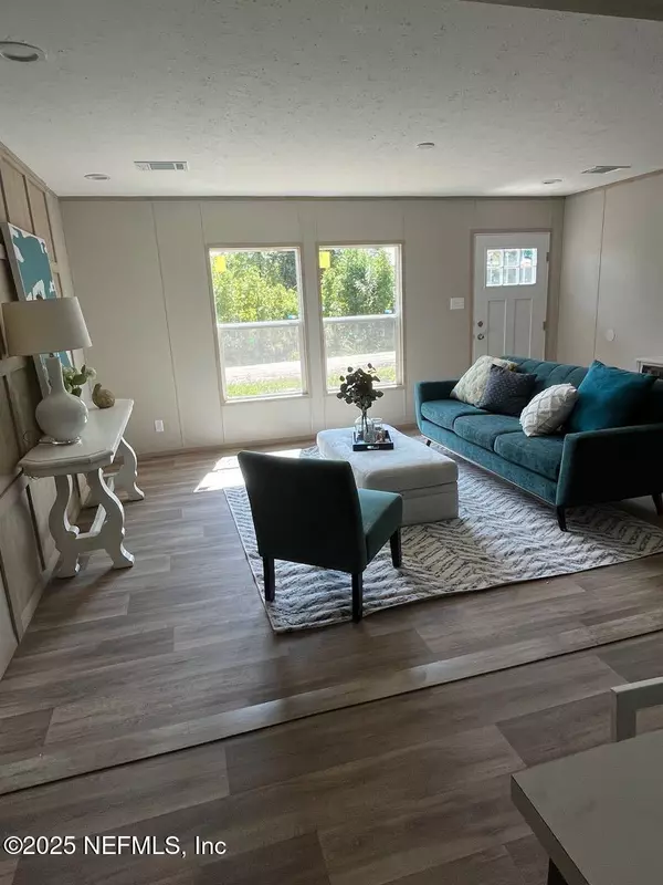 Callahan, FL 32011,45692 JONES WAY