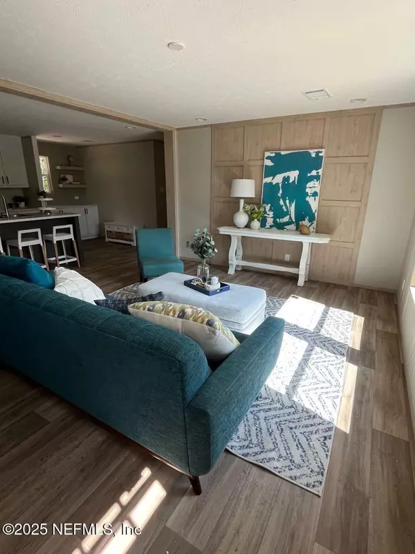 Callahan, FL 32011,45692 JONES WAY