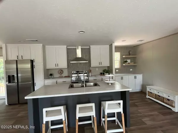 Callahan, FL 32011,45692 JONES WAY