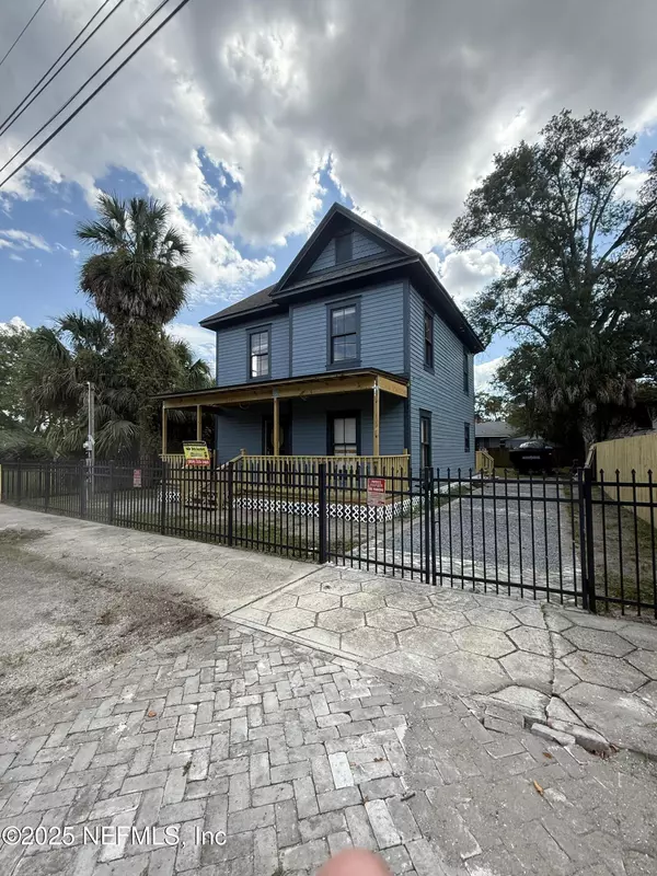 Jacksonville, FL 32206,30 W 12TH ST W