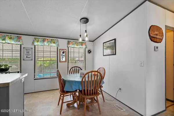 Crescent City, FL 32112,107 INDIANA ST