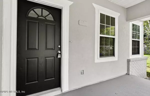 Jacksonville, FL 32209,916 24TH ST W