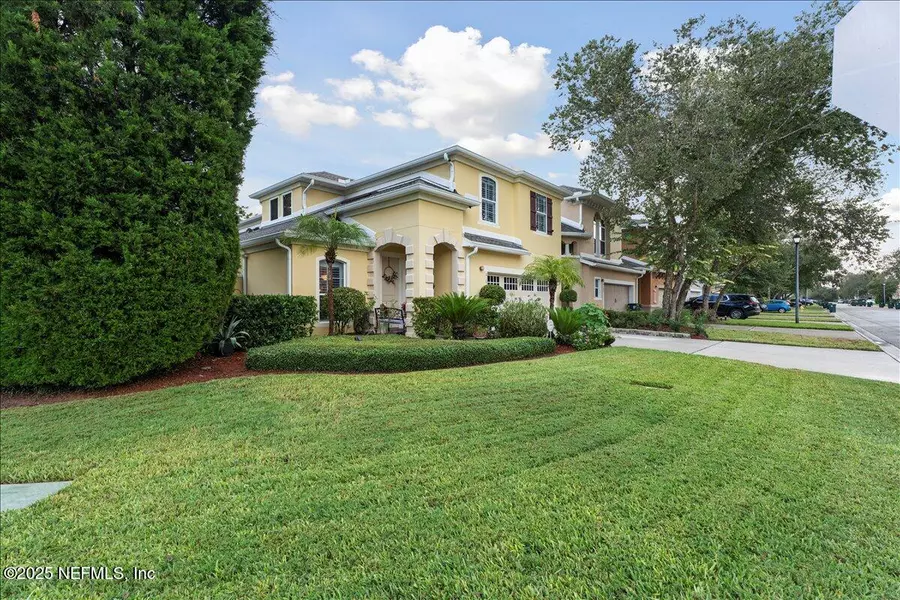 6103 CLEARSKY DR, Jacksonville, FL 32258