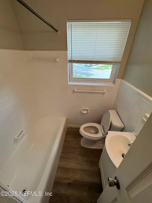 Jacksonville, FL 32207,2117 SPRING PARK RD #1