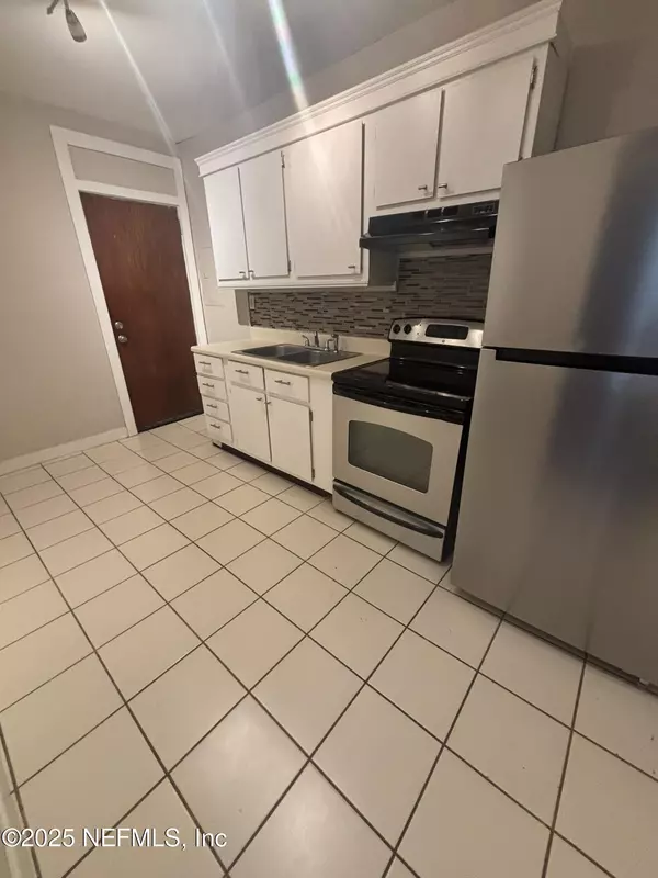 Jacksonville, FL 32205,2752 HERSCHEL ST #3