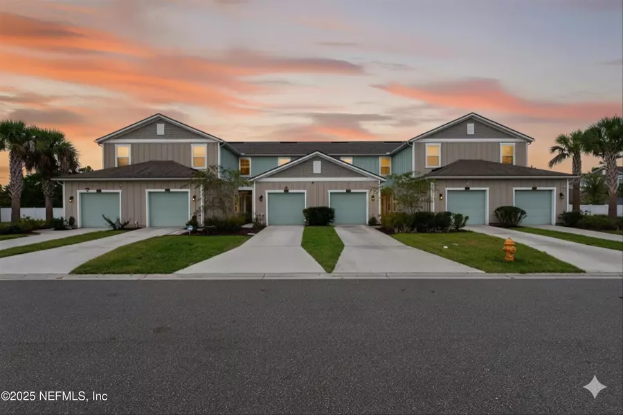 12784 VETERANS CT, Jacksonville, FL 32218