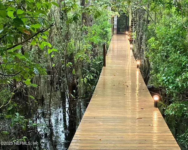 Jacksonville, FL 32223,12920 FERNBANK LN