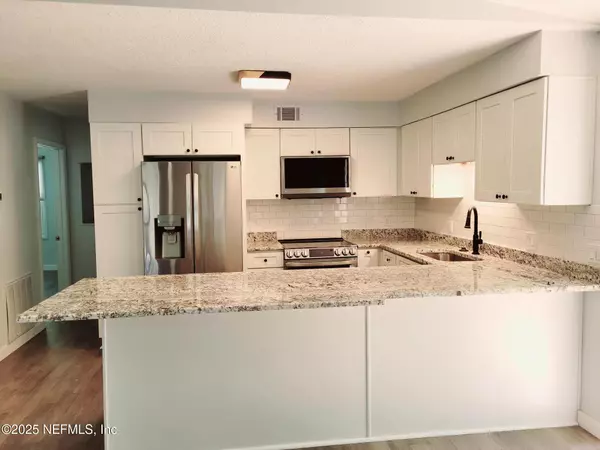 Fernandina Beach, FL 32034,514 S 4TH ST #A