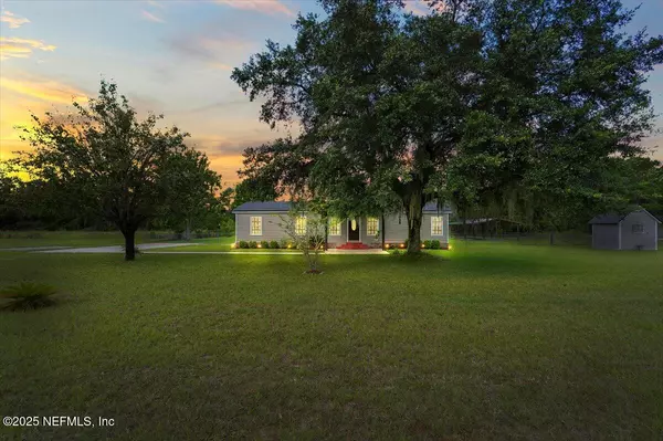 860 WARNER RD, Green Cove Springs, FL 32043