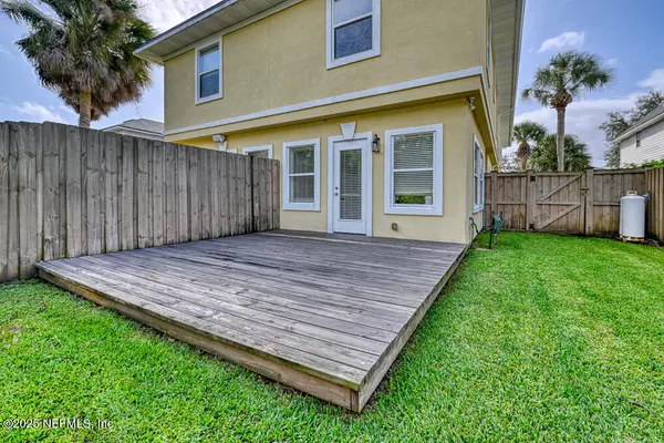 Jacksonville Beach, FL 32250,721 11TH AVE S