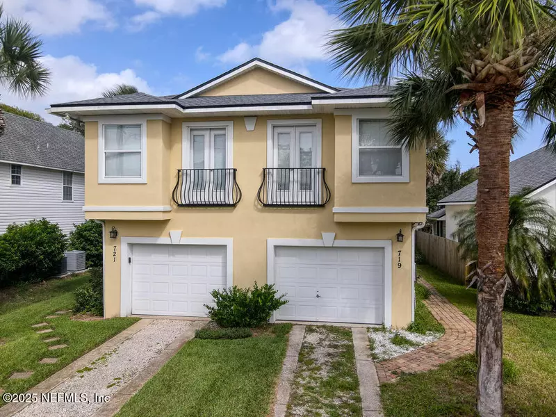 721 11TH AVE S, Jacksonville Beach, FL 32250