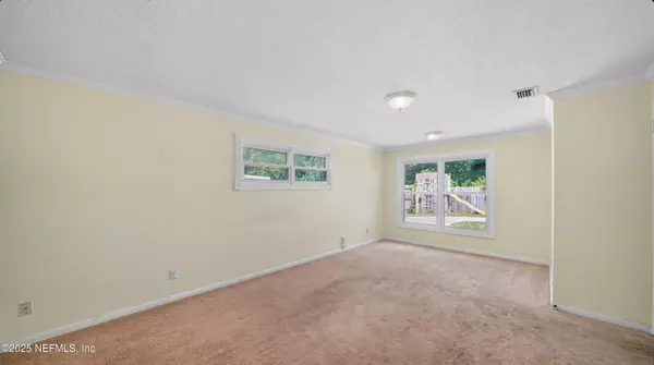 Orange Park, FL 32073,491 CLERMONT AVE S