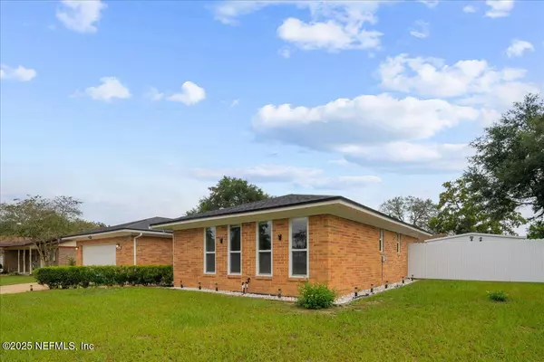 Jacksonville, FL 32277,5939 GUMWOOD DR