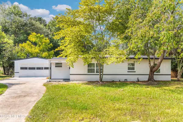 5426 NORTH RIVER CT, Jacksonville, FL 32211