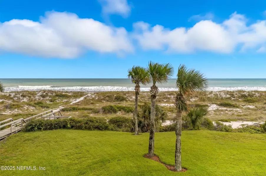 50 SEMINOLE LANDING RD, Atlantic Beach, FL 32233