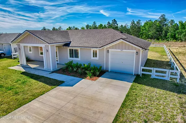 Hawthorne, FL 32640,218 PORTLAND ST