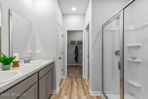 Jacksonville, FL 32218,14882 MACADAMIA LN