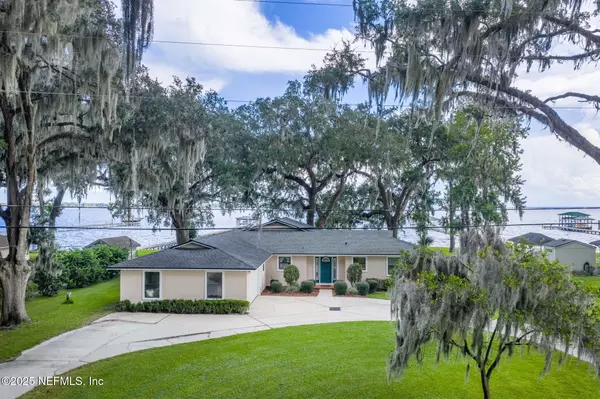 7744 RIVER AVE, Fleming Island, FL 32003