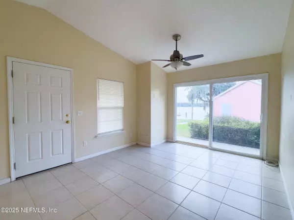 Welaka, FL 32193,100 ASHTON CIR #24