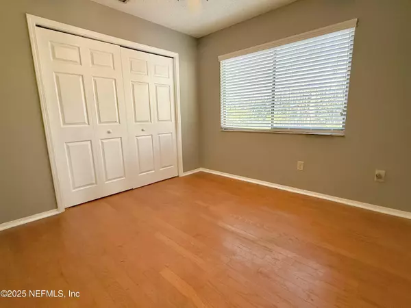 Jacksonville, FL 32225,10267 CLASSIC OAK RD N