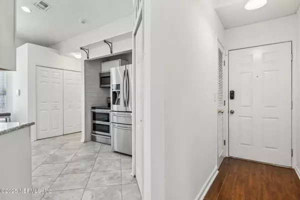 Jacksonville, FL 32223,3076 MARBON ESTATES CT