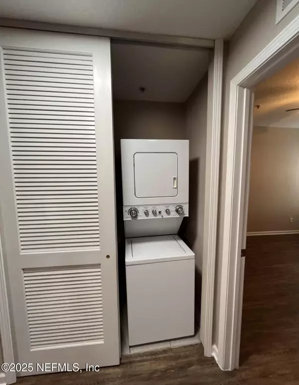 Fleming Island, FL 32003,2200 MARSH HAWK LN #402