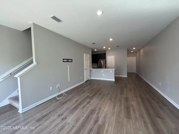 Jacksonville, FL 32222,9798 FIDDLEBACK LN